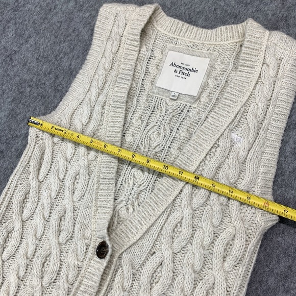 Abercrombie & Fitch Beige WOOL & ALPACA BLEND Sweater Vest Cable Knit - Size L - Picture 9 of 12